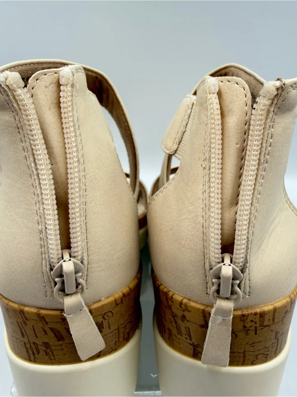 Soul Naturalizer Goodtimes Wedge Criss Cross Straps Womens 7.5W Back Zip